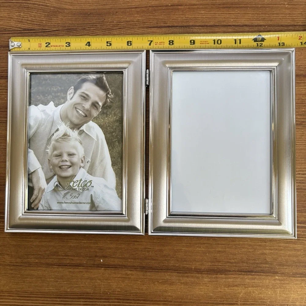Fetco Home Decor Newport Hue Pewter Double 5x7 Hinged Folding Picture Frame